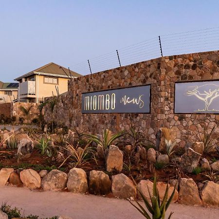 Miombo Mews Apartment Victoria Falls Exterior foto